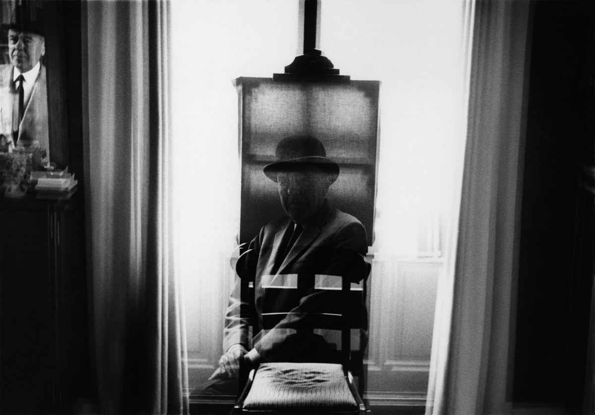 Showing the things we cannot see, an interview with Duane Michals |  SelfSelector